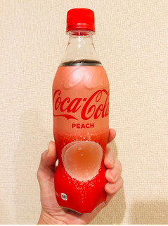「コカ・コーラ コカ・コーラ ピーチ ペット500ml」のクチコミ画像 by j-modeさん