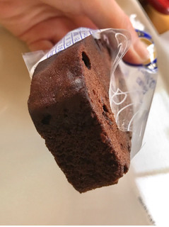 「モントワール カフェスイーツ パウンドケーキ ビターチョコ 袋1個」のクチコミ画像 by 野良猫876さん