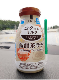 「タカナシ コクっとミルク 烏龍茶ラテ 200ml」のクチコミ画像 by MAA しばらく不在さん