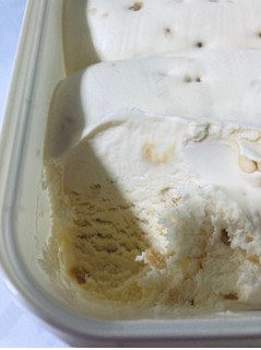 「コープ アイスクリーム ニュージーランドアイスクリームダブルキャラメル 850ml」のクチコミ画像 by レビュアーさん