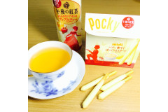一緒に食べるとアップルパイ！？話題の「ポッキーミディ 」と「午後の紅茶」を食べてみた