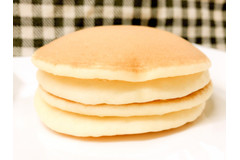 【夢のタワーパンケーキ♪】セブンの「ふわもちパンケーキ」を重ねてみたよ！