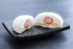 【コンビニ】この季節しか会えない激ウマ和スイーツ！「雪苺娘」って知ってる？