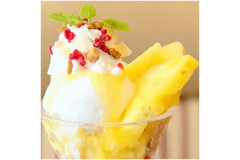 【ロイホのパフェ】Doleのフレッシュパイナップル盛り盛り！インスタ映えするパフェを実食♪