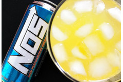【20～30円台で投げ売りも】マニアに聞く！「エナジードリンク」の最盛期が凄い！