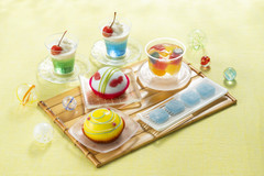 セブンが夏祭りスイーツフェア開催！「ラムネわらび」「金魚鉢みたいなケーキ」等6品