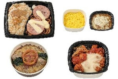 今週新発売のコンビニ寿司・コンビニ弁当🍣🍱まとめ！『ソーセージ＆生姜焼き ソース焼きスパ』、『チーズの虜 キーマカレー』など♪