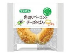 フジパン 角切りベーコンとチーズのぱん 商品写真