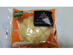 Pasco Bread Selection ホイップメロンパン ミルクホイップクリーム 商品写真