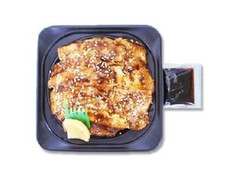 サークルKサンクス 炙り焼豚丼 ロースとバラ肉の味比べ 商品写真