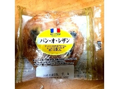 ヤマザキ おいしさ宣言 パン・オ・レザン 商品写真