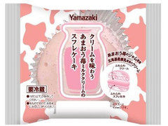 ヤマザキ クリームを味わうあまおう苺ミルククリームのスフレケーキ 商品写真