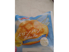ヤマザキ メロンパン ホイップクリーム 商品写真