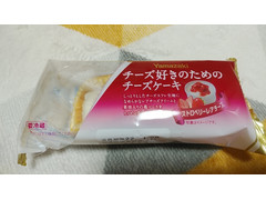 ヤマザキ チーズ好きのためのチーズケーキ ストロベリーレアチーズ 商品写真