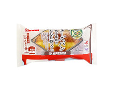 ヤマザキ チーズパン 銚子電鉄のぬれ煎餅入り 商品写真