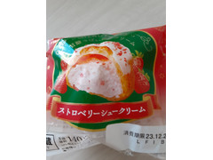 ヤマザキ ストロベリーシュークリーム 商品写真