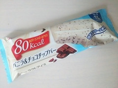 江崎グリコ カロリーコントロールアイス バニラ＆チョコチップバー 商品写真