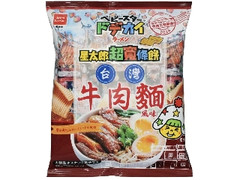 おやつカンパニー ベビースタードデカイラーメン 台湾牛肉麺風味