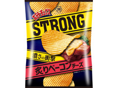 湖池屋 ポテトチップスSTRONG 炙りベーコンチーズ 商品写真