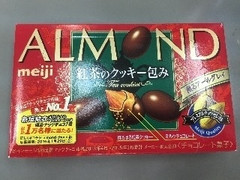 明治 アーモンド 紅茶のクッキー包み 商品写真