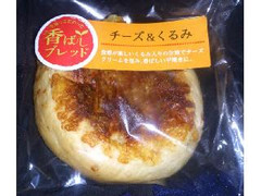 タカキベーカリー チーズ＆くるみ 商品写真