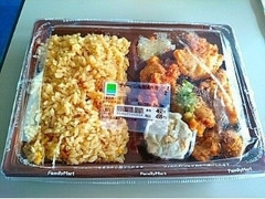 ファミリーマート チャーハン＆唐揚弁当