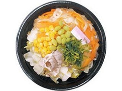 ファミリーマート レンジ野菜たっぷりちゃんぽん 商品写真