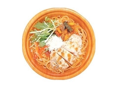 ファミリーマート 豚ロースのチーズ焼トマトパスタ