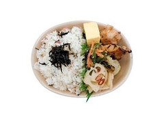 ファミリーマート ひじきごはんと鶏の照り焼き弁当 商品写真