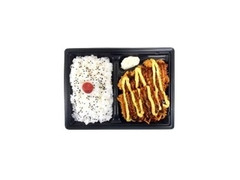 ファミリーマート 赤鶏さつまのWチキンカツ弁当