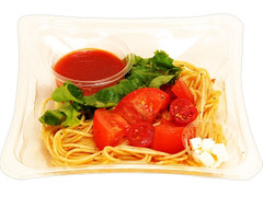 ファミリーマート 冷たいパスタ トマト好きのためのトマトパスタ 商品写真