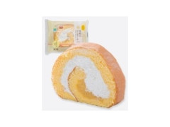 ファミリーマート 米粉のロールケーキ きな粉カスタード 商品写真