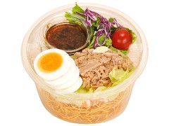 ファミリーマート まぜて食べる！パリパリ麺サラダ