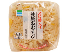 ファミリーマート 炒飯おむすび 商品写真