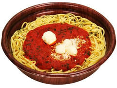 ファミリーマート 完熟トマトとチーズのパスタ 商品写真