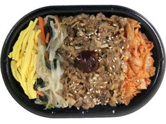 ファミリーマート ミニビビンバ弁当 麦飯