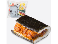 ファミリーマート スパイシーチキン チーズ 商品写真