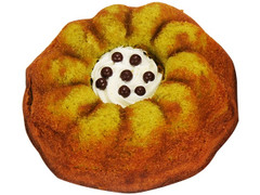 ファミリーマート 抹茶クグロフケーキ 商品写真