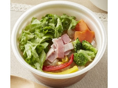 ファミリーマート 1／2日分の野菜が摂れるコンソメスープ