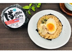 ファミリーマート ばくだんおむすび チャーシュー煮玉子高菜入り 商品写真