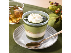 ファミリーマート 宇治抹茶香るパフェ