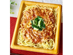 ファミリーマート 辛くて旨い！汁なし辛麺 商品写真