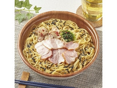 ファミリーマート 和パスタ ベーコンときのこ