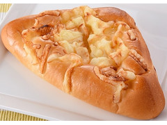 ファミリーマート ファミマ・ベーカリー チーズとはちみつのパン 商品写真