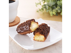 ファミリーマート サクッと食感のチョコスティックドーナツ カスタードホイップ 商品写真
