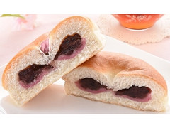 ファミリーマート ファミマ・ベーカリー さくら餅あんぱん