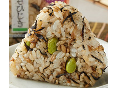 ファミリーマート スーパー大麦 枝豆しそひじき 商品写真