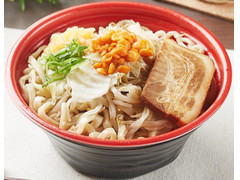 ファミリーマート 千里眼監修 濃厚マシマシラーメン ニンニク醤油 商品写真