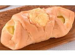 ファミリーマート ファミマ・ベーカリー 塩バターチーズ 商品写真