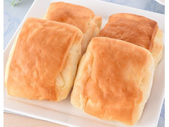 ファミリーマート ファミマ・ベーカリー 国産小麦の塩バターパン 商品写真